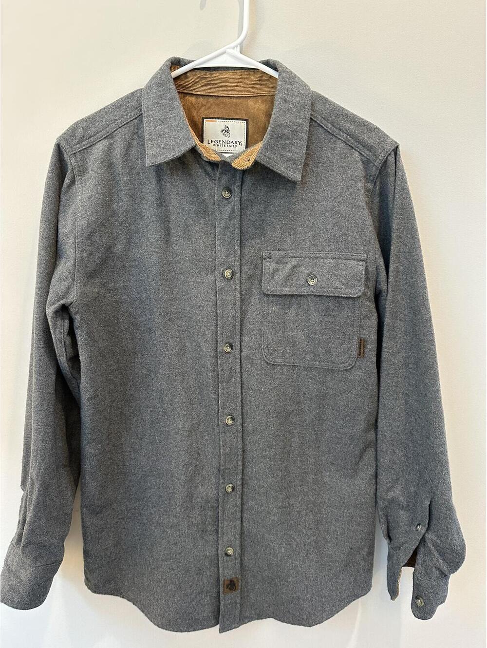 Size SM  Legendary Whitetails Buck Camp Flannel Shirt